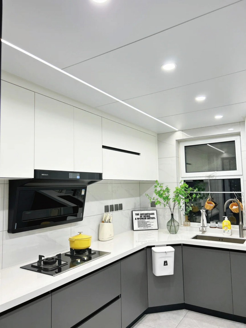 LED Recessed Lighting - Image 2